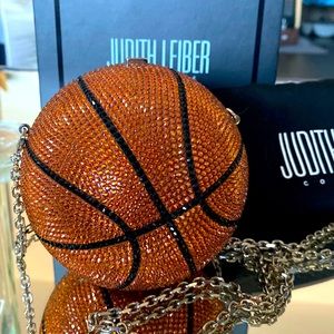 Judith Leiber Basketball bag.. Stunning❣️🤩🏀